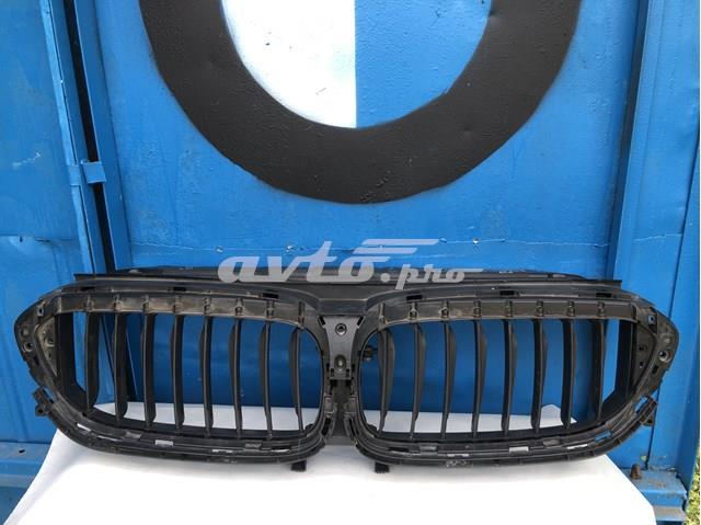 Решітка 51137474368 BMW