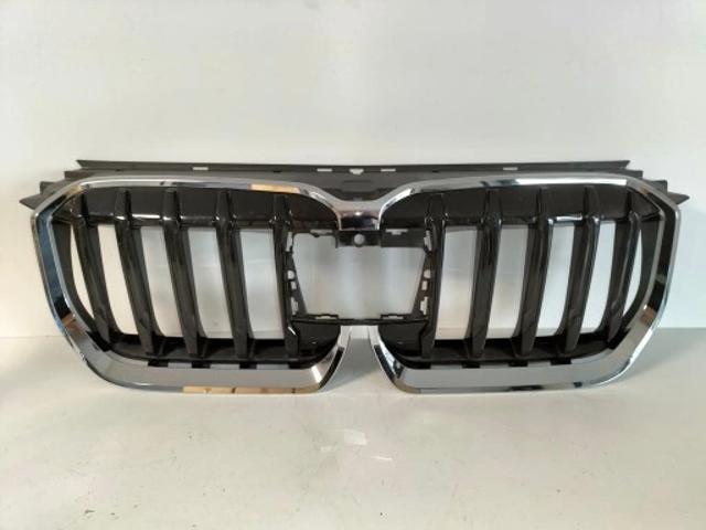 Решітка радіатора 51139883426 BMW