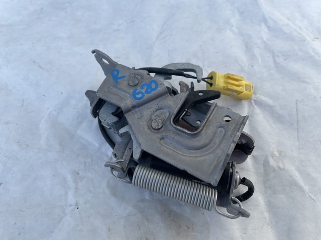 Замок капота, правий 51237468350 BMW