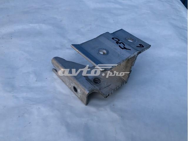 Кронштейн передньої балки 51647245795 BMW