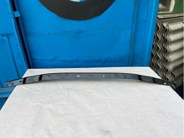 Рамка радіатора верхня 51647421707 BMW
