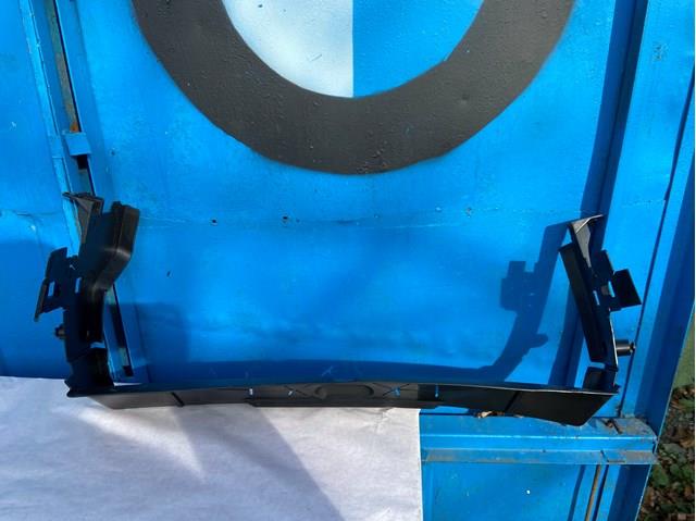 Повітропровід / дефлектор радіатора, нижній 51747421678 BMW