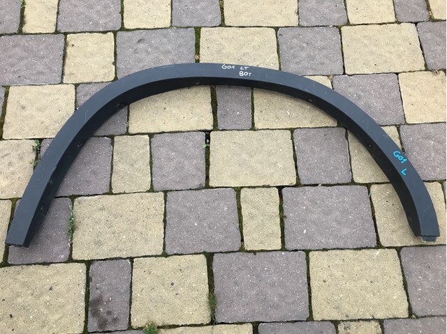 Молдинг арки колеса заднього, лівий 51777400669 BMW