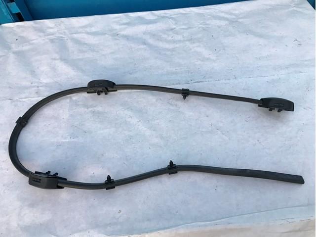 Форсунка омивача лобового скла 61667388756 BMW