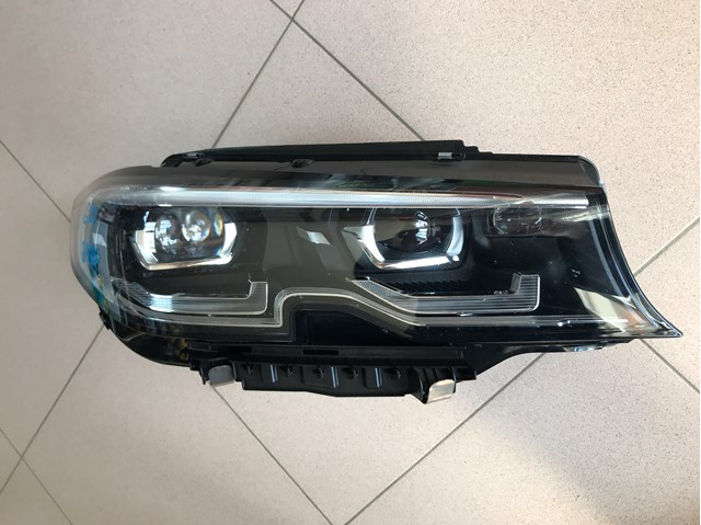 Фара передня права 63118496156 BMW