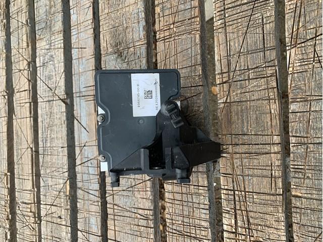 Насос АБС (ABS) головного гальмівного циліндра 104474500B TESLA