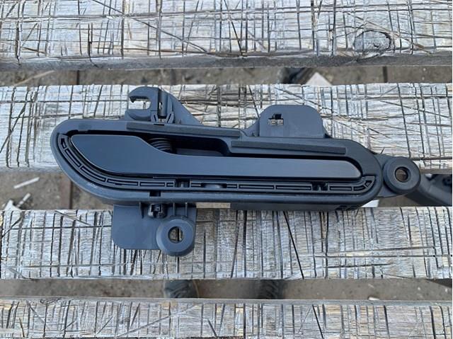 Ручка правих передніх дверей 152811500D TESLA