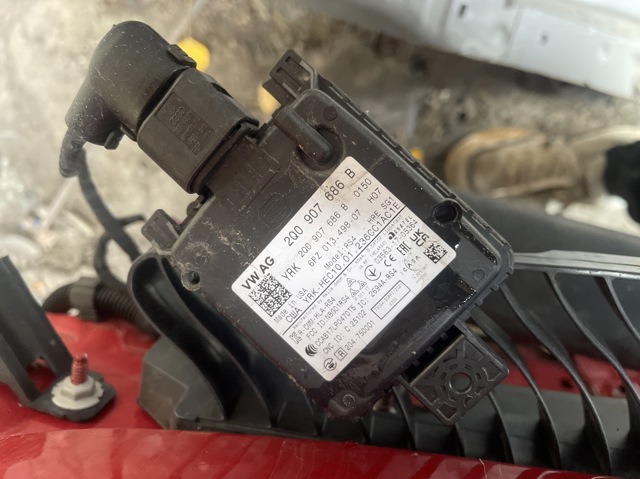 Датчик контролю мертвої зони, задній 2Q0907686B VAG