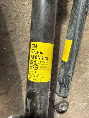 Задній амортизатор 42759416 GM