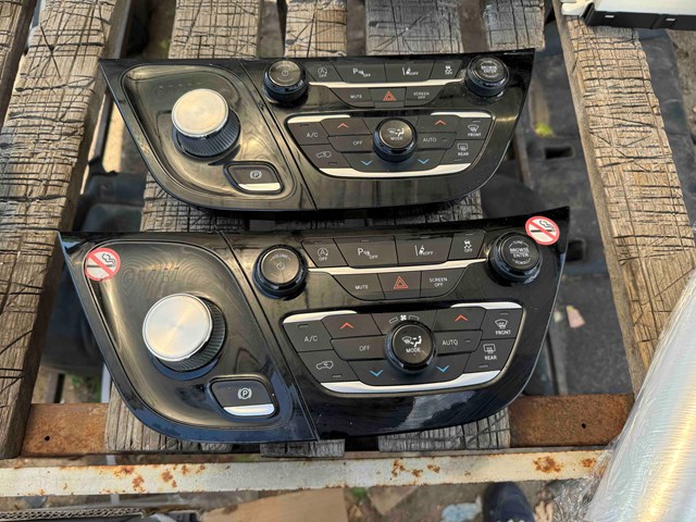 6XY191X8AA Chrysler