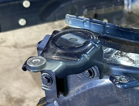 Кронштейн кріплення крила переднього лівого, передній 41357475795 BMW