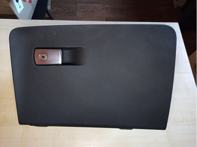 Бардачок 51167941045 BMW