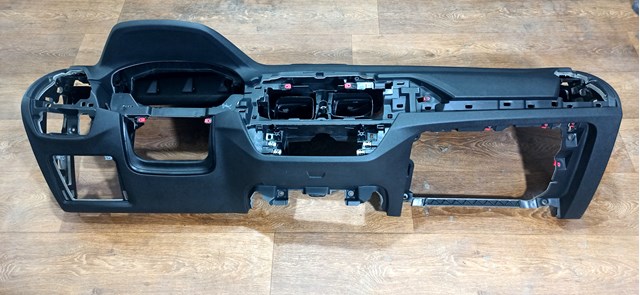Передня панель 51457937294 BMW