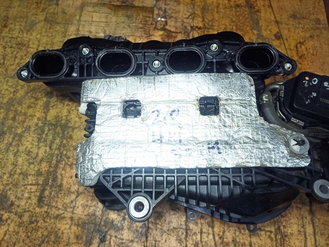Колектор впускний 5281512AF CHRYSLER