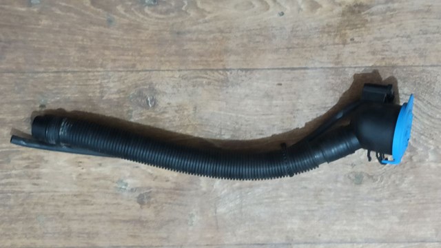 Горловина бачка омивача 61667301629 BMW