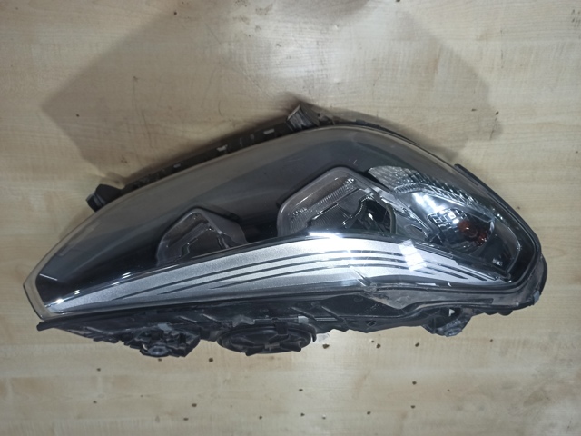 Фара правая 63117466128 BMW
