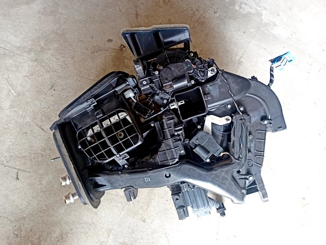 Корпус печі в зборі 68379858AB CHRYSLER