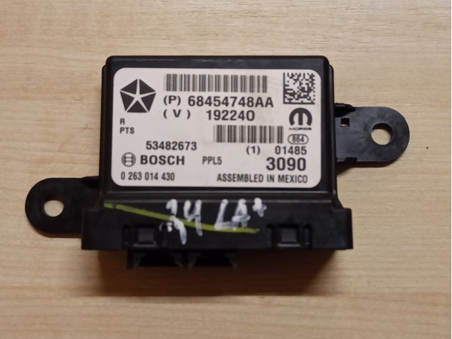 Модуль керування (ЕБУ) парктроніком 68454748AA CHRYSLER