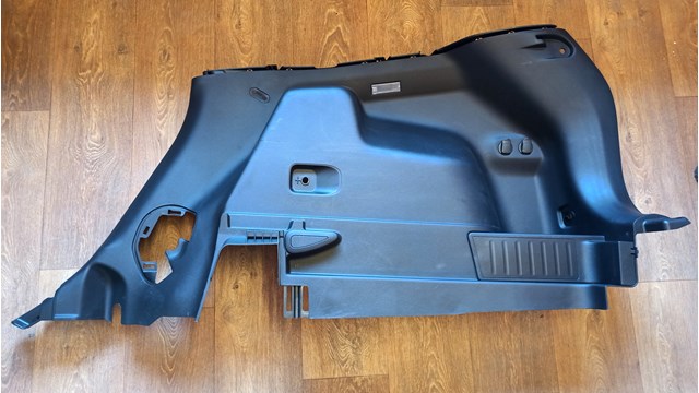 Облицювання багажного відсіку, праве 6AV38DX9AE CHRYSLER