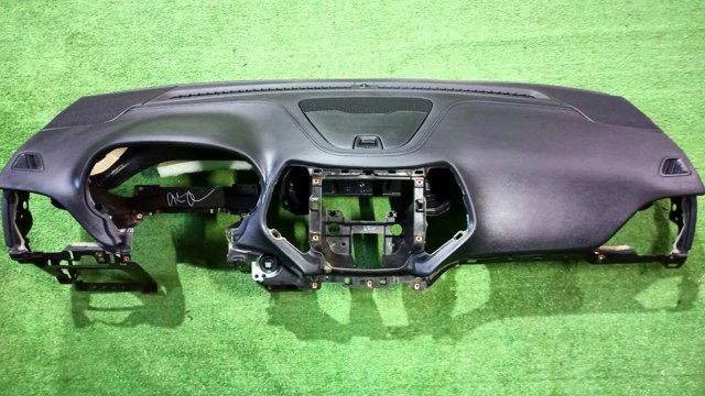 Панель передня "торпедо" 6SP87DX9AC CHRYSLER