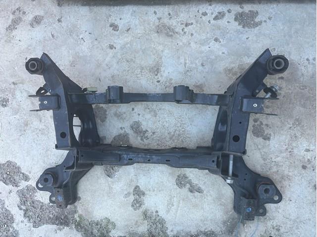 Балка задньої підвіски поперечна F2GZ5035H FORD