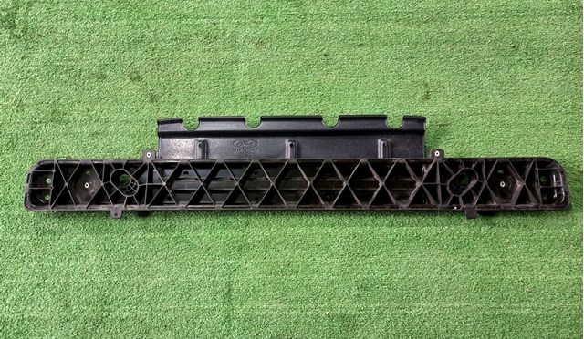 Рамка радіатора нижня FT4Z16138D FORD