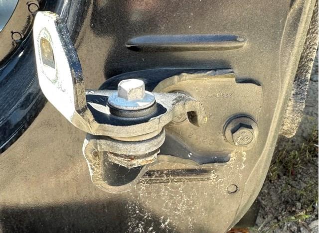 Петля задніх дверей, правих FT4Z5826810B FORD
