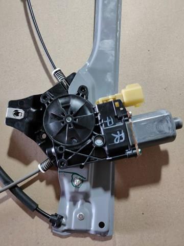 Мотор склопідйомника дверей передніх, правих FT4Z7823394A FORD