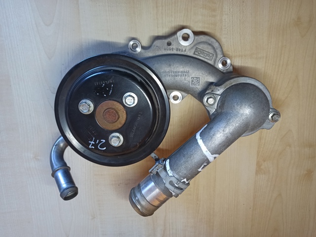 Водяний насос FT4Z8501E FORD