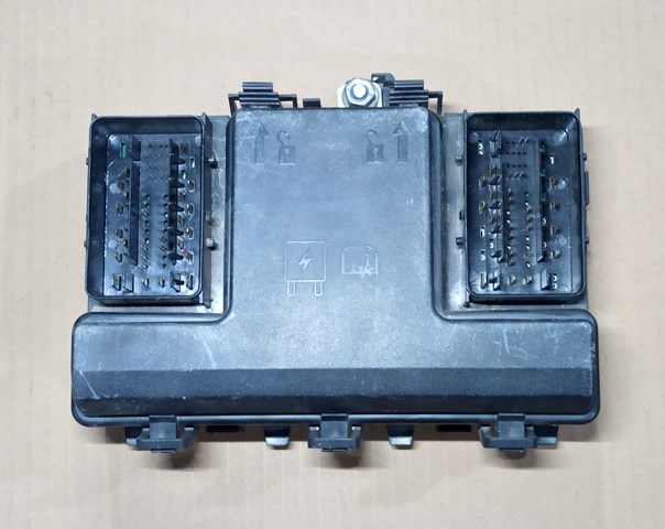 Корпус запобіжників G2GZ14A068J FORD