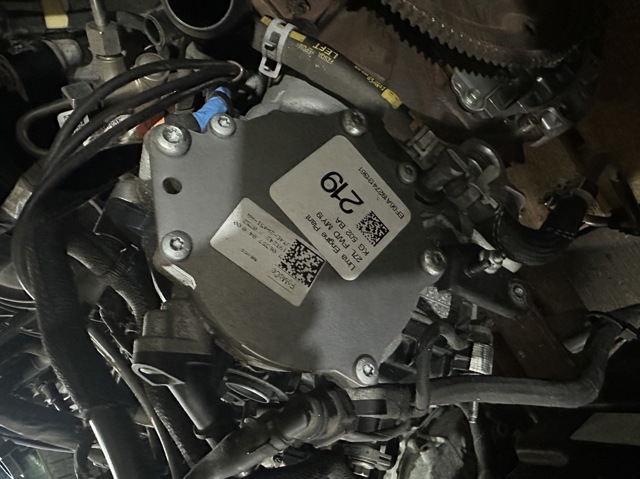 Насос вакуумний JT4Z2A451A FORD