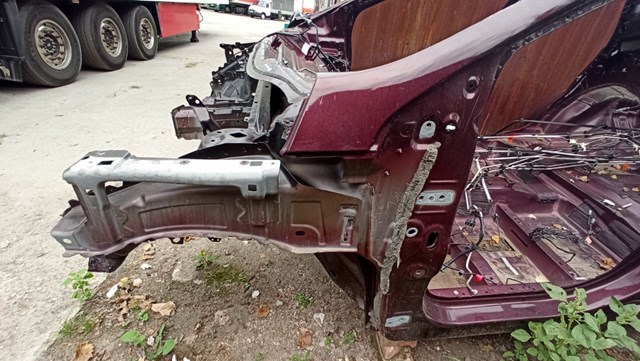 Чверть передня ліва K2GZ5810009A FORD