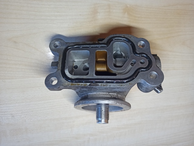 Корпус масляного фільтра K2GZ6881C FORD