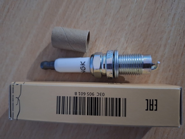 Свічки 03C905601A VAG