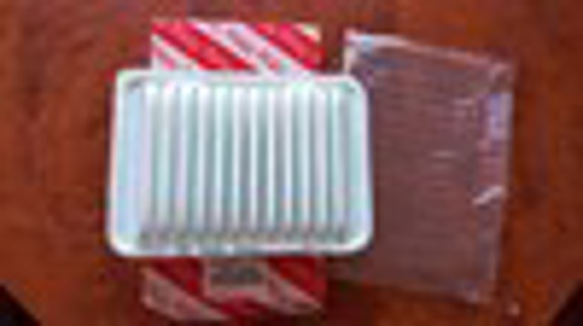 Повітряний фільтр двигуна Toyota RAV4 III