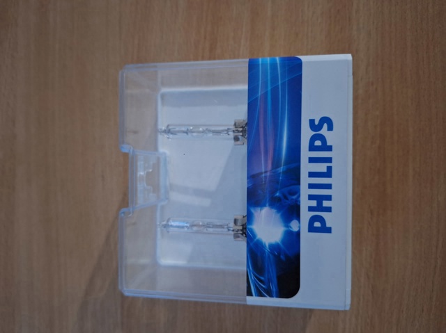 Лампочка ксеноновая D3S PHILIPS