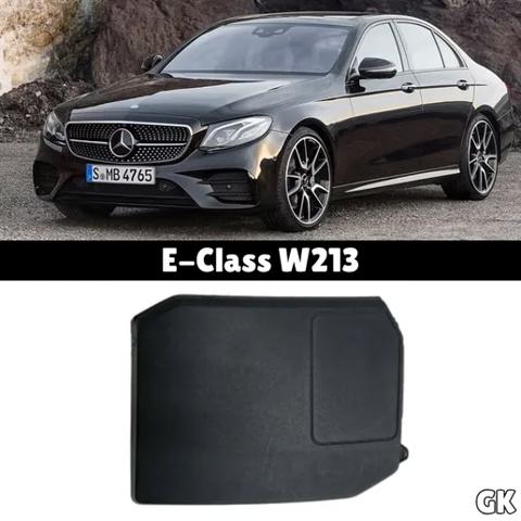 Кришка двигуна декоративна A6540104001 MERCEDES
