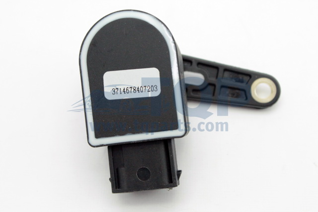 Датчик рівня положення кузова, задній TQ45136 TQPARTS