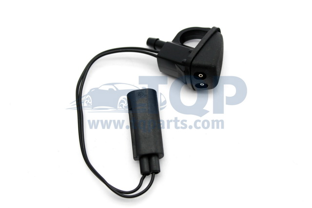 Форсунка омивача скла лобового, ліва TQ64030 TQPARTS
