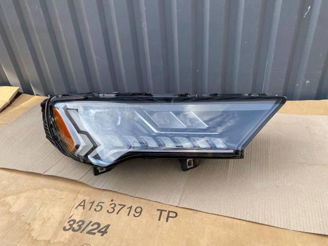 Фара комбінована, передня 4M0941040B VAG