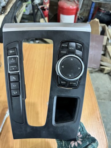 Блок керування мультимедійний 65829350723 BMW