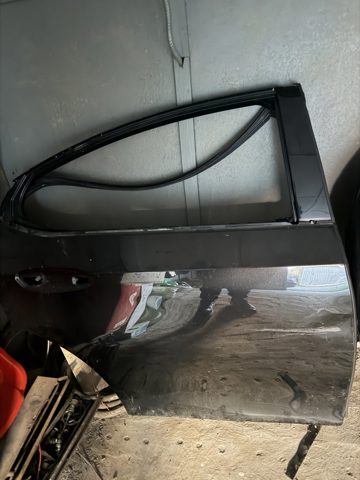 Двері задні в зборі 6700333301 TOYOTA