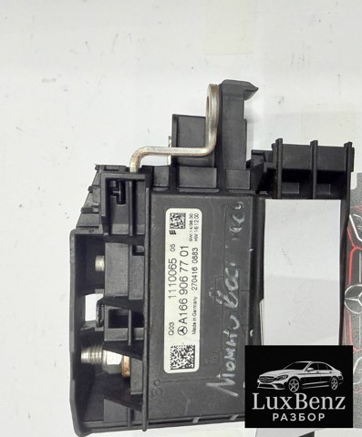 Коробка запобіжників A1669067701 MERCEDES
