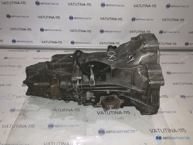 Коробка механіка в зборі 012300050TX VAG