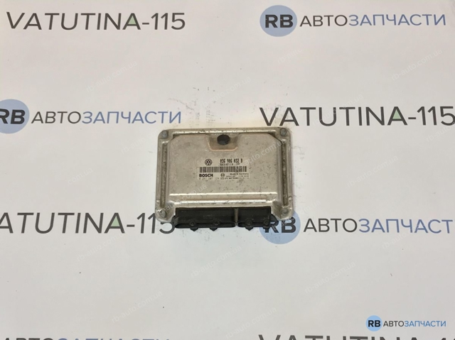 Блок електронного управління 036906032B VAG
