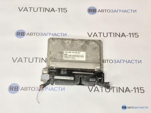 Блок двигуна 03D906023 VAG