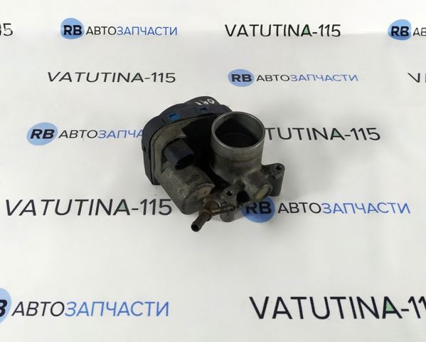 Дросільна заслінка в зборі 047133062 VAG