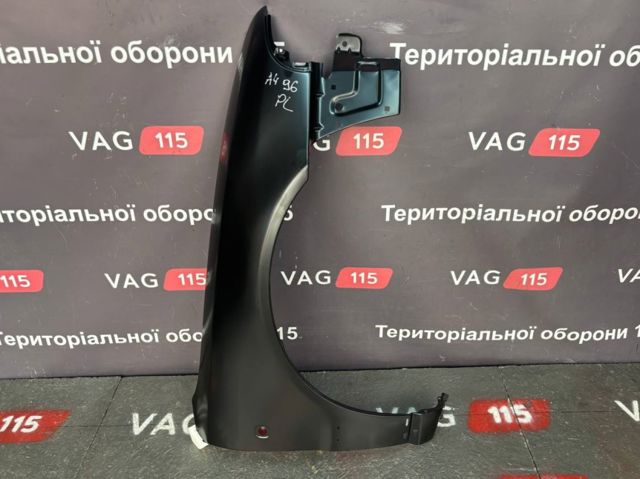 Переднє праве крило 1324021 POLCAR