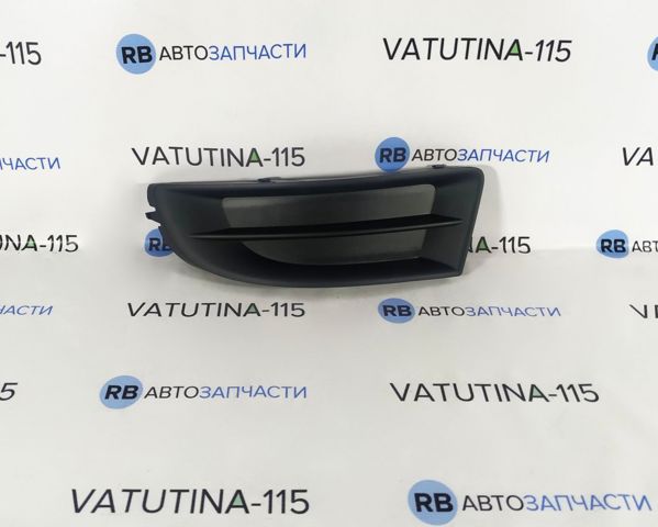 Решітка переднього бампера, ліва 1Z0807367B9B9 VAG