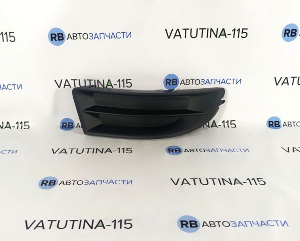 Решітка переднього бампера, права 1Z0807368B9B9 VAG